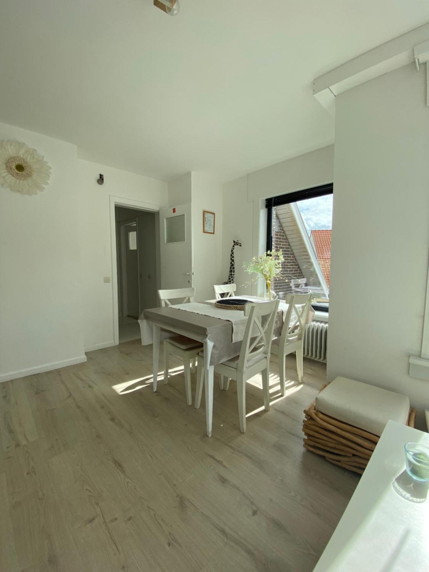 The Ocean Breeze 2 Apartment De Haan Luaran gambar